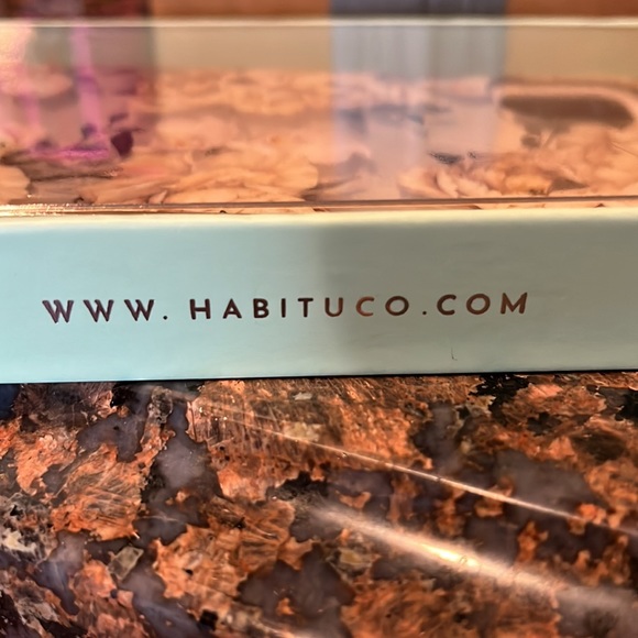 Habitu iPhone 11 NATURE'S PALETTE Grace cell phone case - Picture 8 of 16